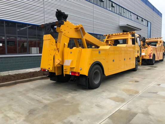 解放J6拖吊聯(lián)體黃牌清障車