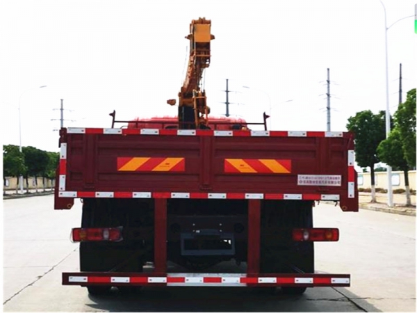 東風隨專單橋 徐工隨車吊