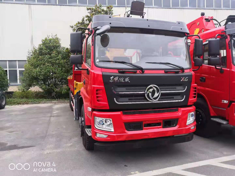 東風(fēng)途威X6后雙橋新款隨車吊