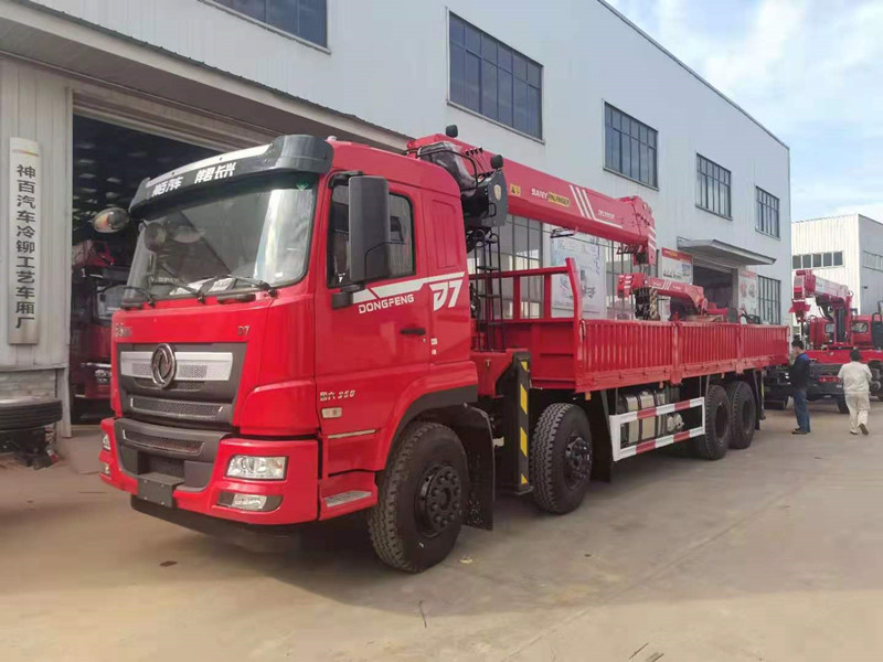 東風暢行D7前四后八三一14噸吊機