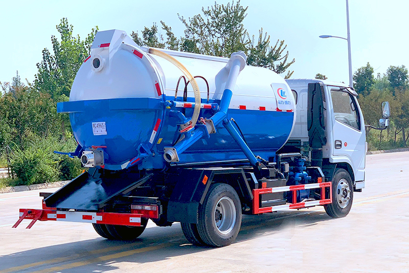 小多利卡 5方 吸污車