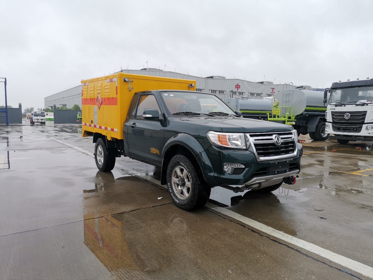 皮卡四驅民爆器材運輸車